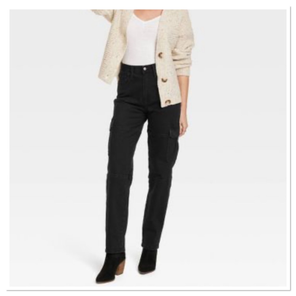 Women’s High-Rise 90’s Straight Cargo Jeans Universal Thread NWT